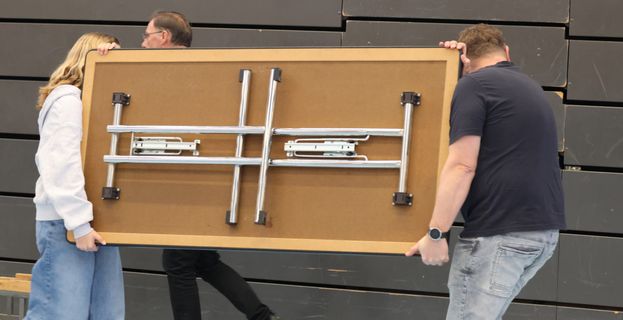 Natürlich dürfen die Tische nicht fehlen