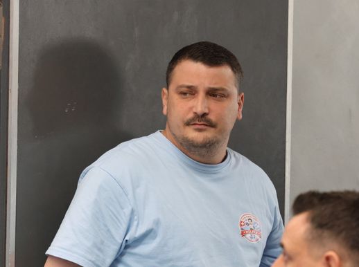 Hmmm alles im Lot.....