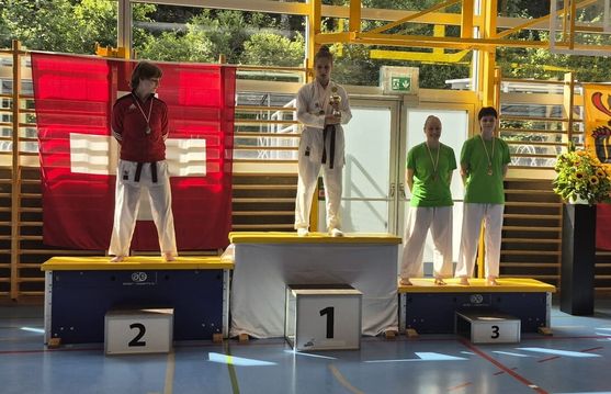Mahara & Nadine U18 Kumite Bronze